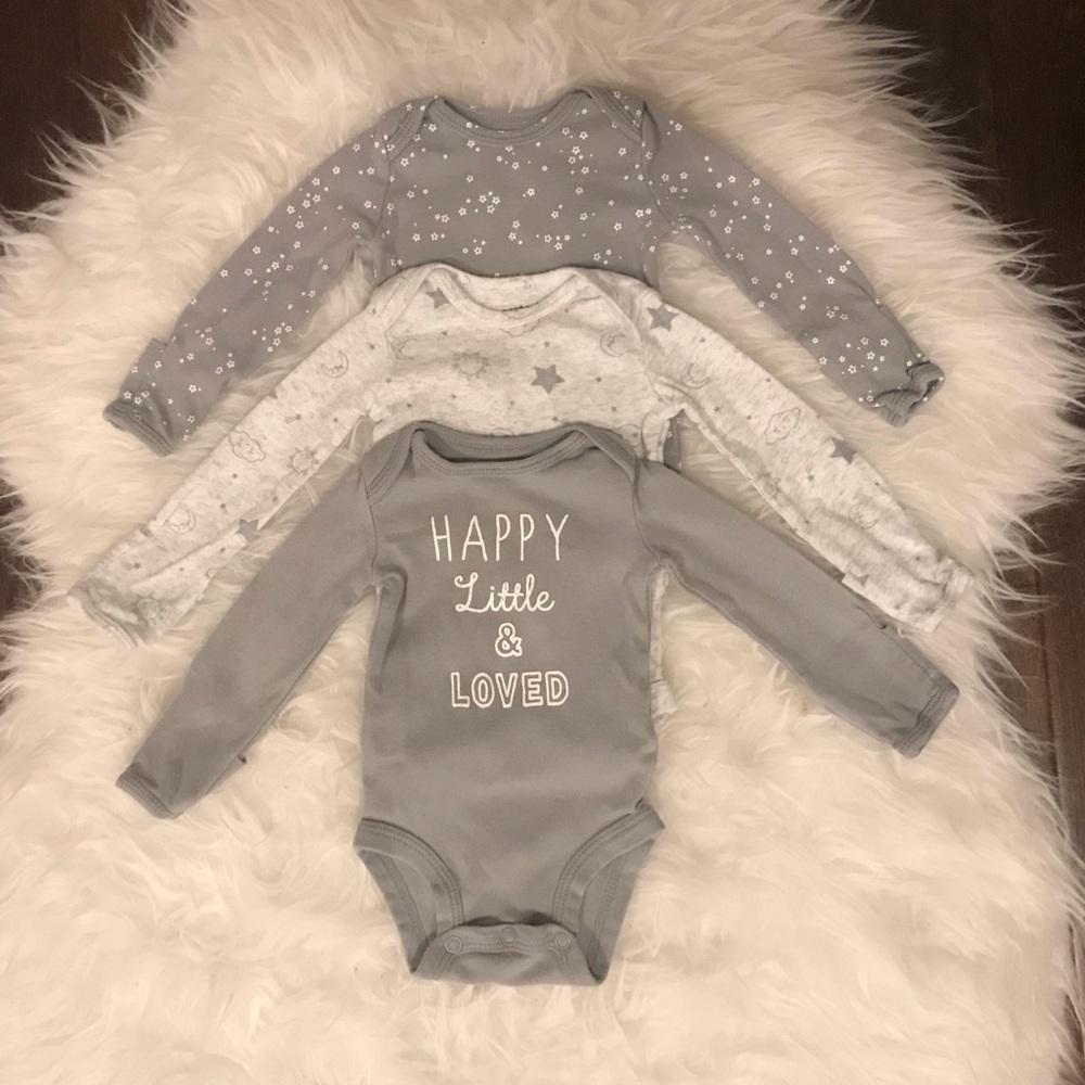 Carter’s long sleeve onsies - set of 3